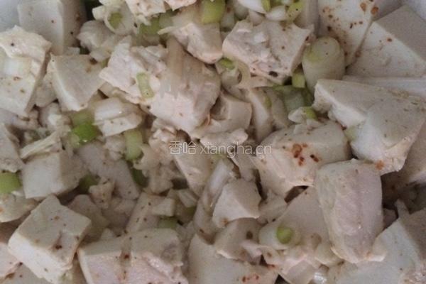 小葱拌豆腐的做法图解5