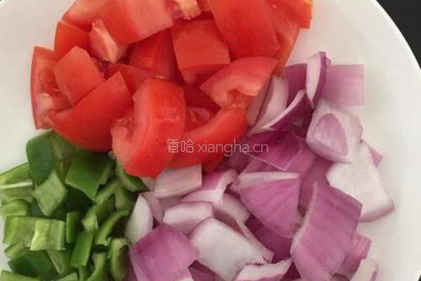 西红杮炖冻豆腐的做法图解1