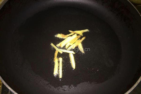 鲫鱼豆腐汤的做法图解9
