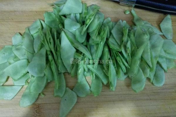 素炒香菇荷兰豆的做法图解3