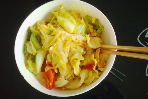蕃茄炒卷心菜的做法图解6