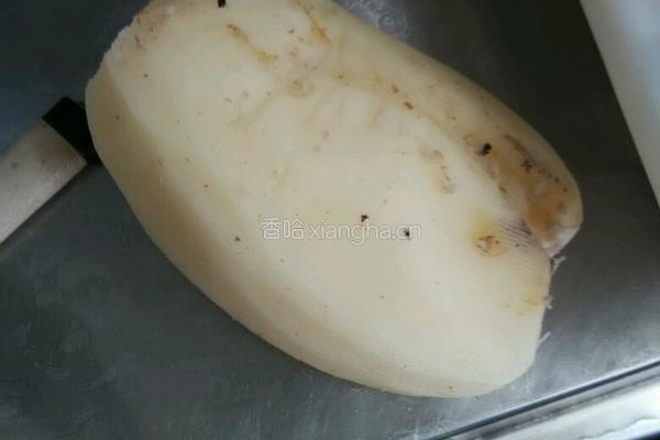 炒莲花根的做法图解1