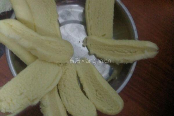 鸡蛋煎馍片的做法图解1