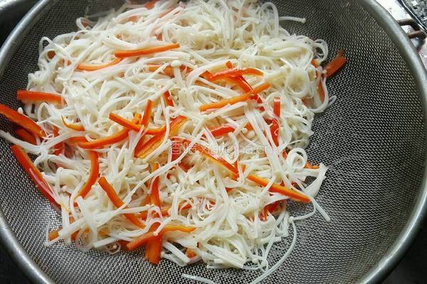 凉拌金针菇的做法图解12