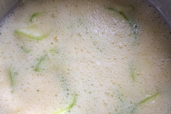 蔬菜鸡蛋饼的做法图解3