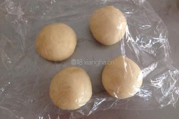 牛角面包的做法图解3
