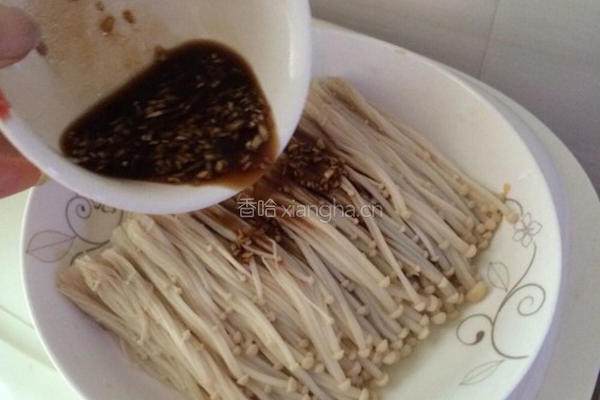 凉拌金针菇的做法图解8