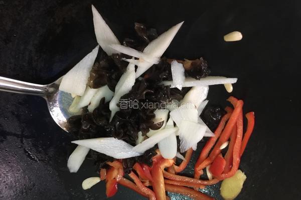 木耳炒山药的做法图解5