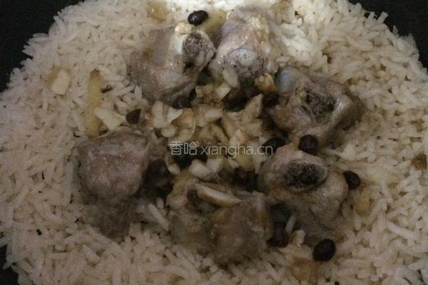 电饭锅焖排骨饭的做法图解3