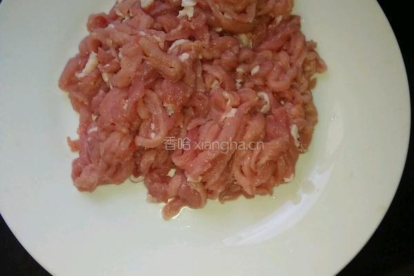 香辣肉丝的做法图解1