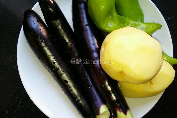 私房地三鲜的做法图解1