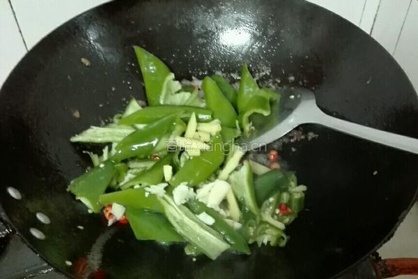辣椒炒肉的做法图解5