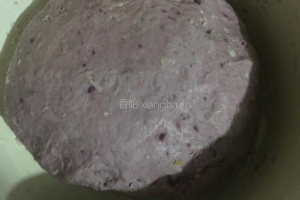 紫薯馒头的做法图解2