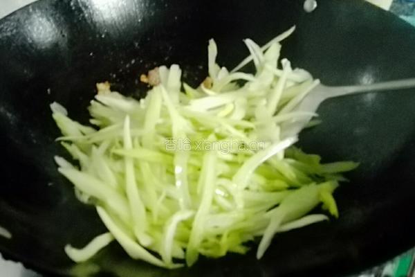 辣椒炒西芹的做法图解5