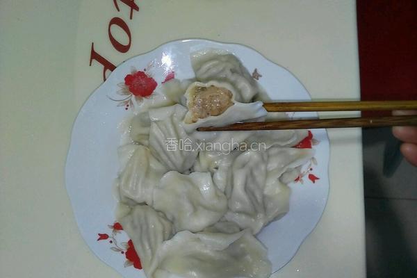 萝卜猪肉馅水饺的做法图解4