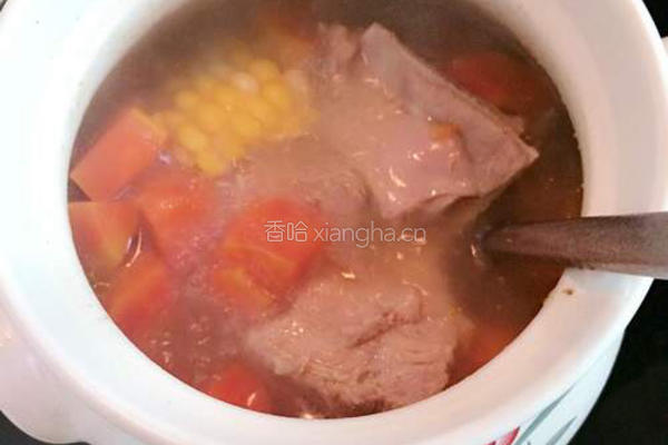 木瓜玉米猪骨汤的做法图解5