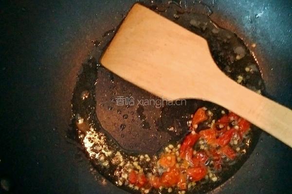 韭菜花爆炒猪耳朵的做法图解6