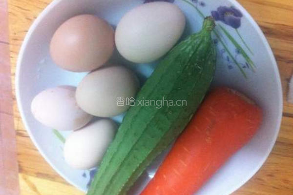 丝瓜炒鸡蛋的做法图解1