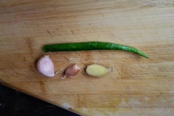 豆角土豆配芹菜的做法图解3