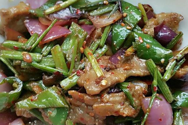 孜然洋葱牛肉片的做法图解3