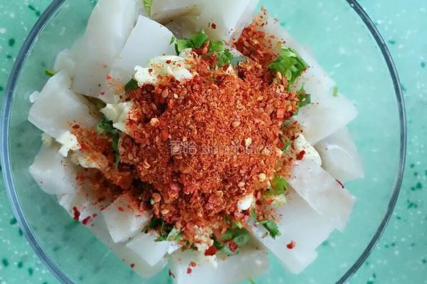 油泼皮冻的做法图解1