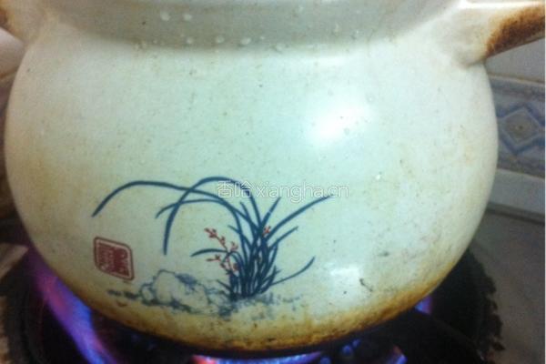 莲藕排骨汤的做法图解5