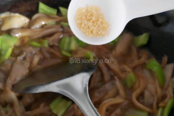 炒鲜蘑的做法图解10