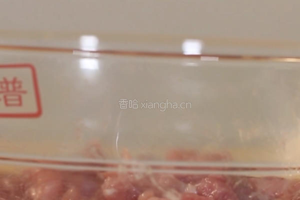 京酱肉丝的做法图解1