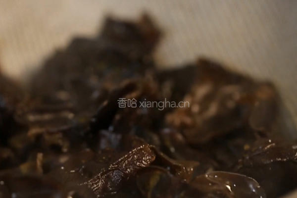 木耳炒鸡蛋的做法图解5