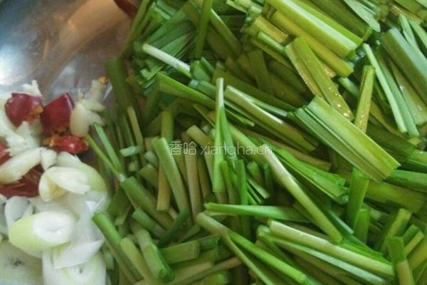 干炒豆腐的做法图解2