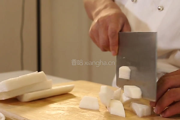 萝卜炖羊肉的做法图解2
