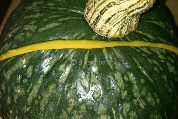 木耳窝瓜芹菜鸡蛋饼的做法图解1