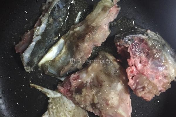 沙锅鱼头的做法图解5