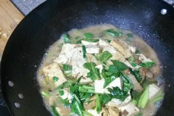 鸡毛菜煮豆腐的做法图解5