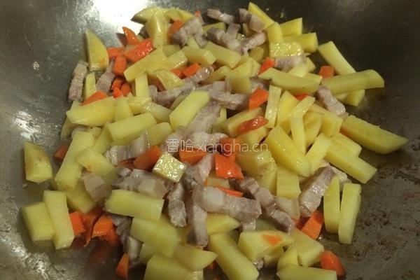 土豆焖饭的做法图解6