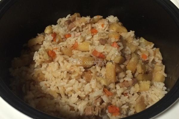 土豆焖饭的做法图解11