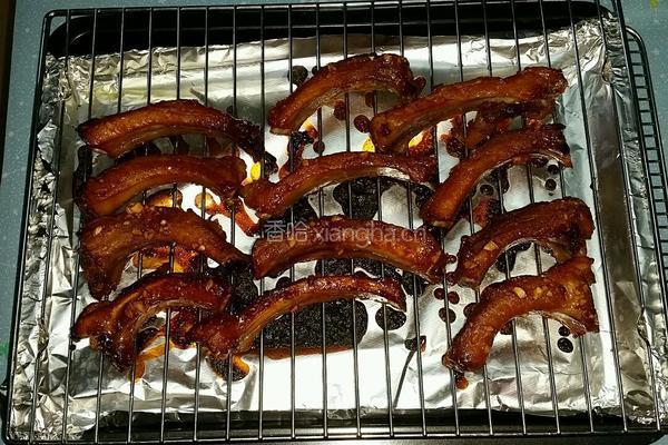 蒜香烤排骨的做法图解4
