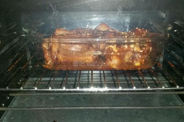 蒜香烤排骨的做法图解5