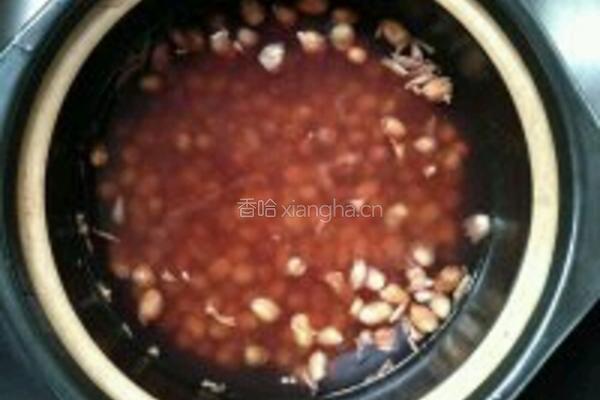 酒鬼花生的做法图解1