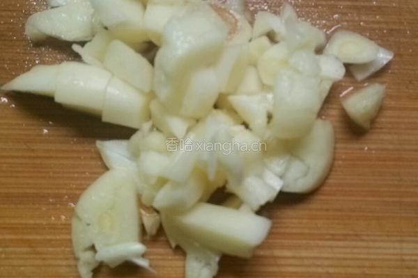 莴笋丝炒肉的做法图解3