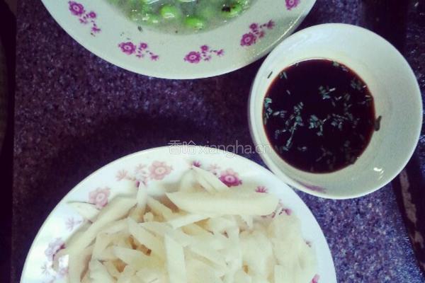 豆炒糖醋藕丝的做法图解1