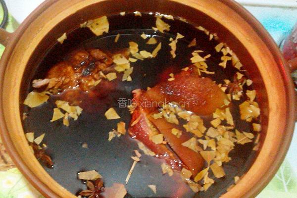 卤猪肘子的做法图解5