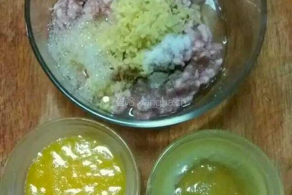 蕃茄肉丸汤的做法图解1