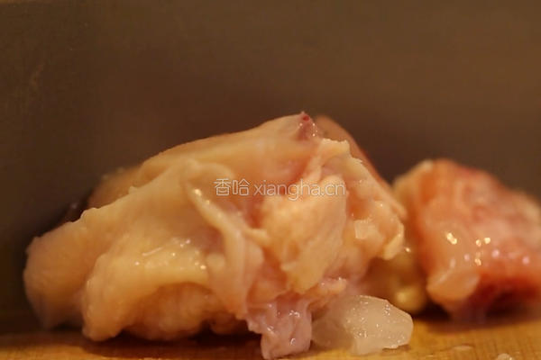 山药炖鸡汤的做法图解1