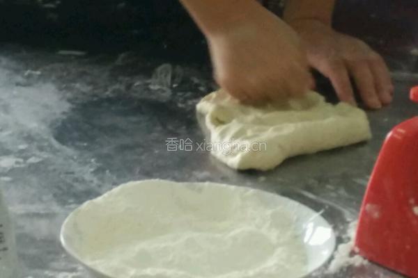 千层油糕的做法图解1