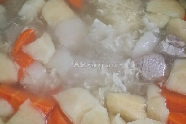 雪梨雪耳苹果汤的做法图解6