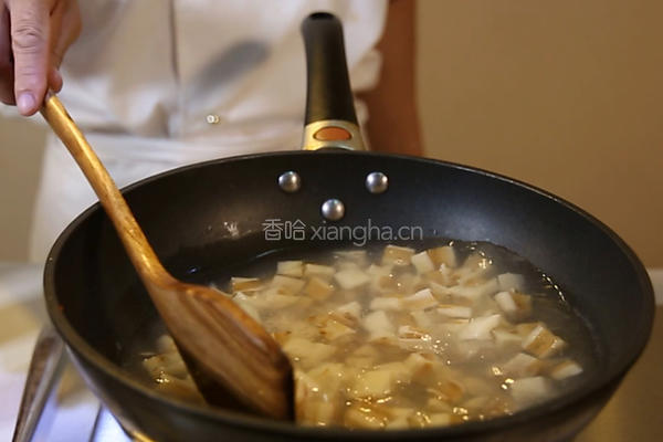 香辣藕丁的做法图解3