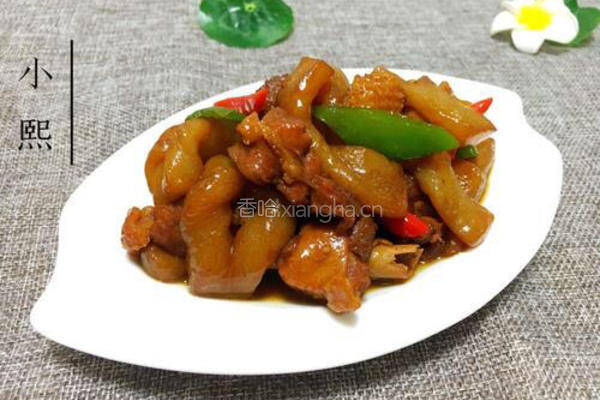 蘑芋烧鸭肉的做法图解16