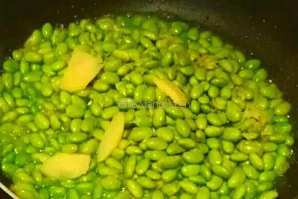 香菇毛豆烩鸡丁的做法图解4