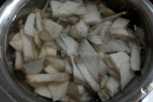 木耳炒山药的做法图解1
